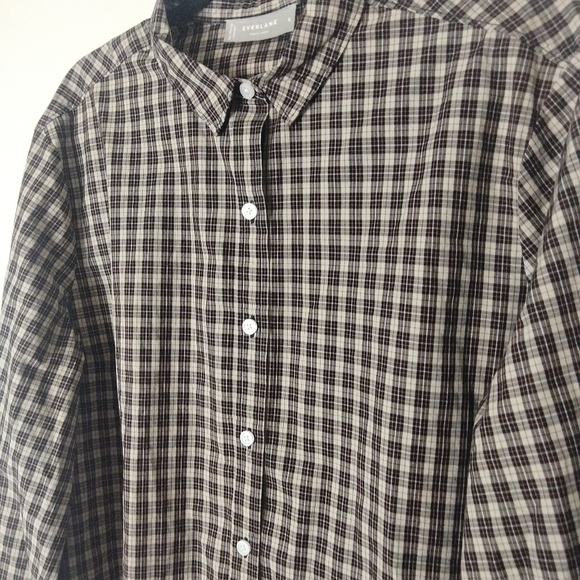 Everlane • Button Down Shirt - Picture 3 of 10